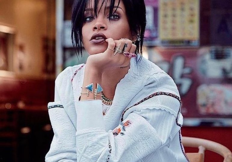 HOW RIHANNA IS AN EXAMPLE OF WOMEN'S EMPOWERMENT